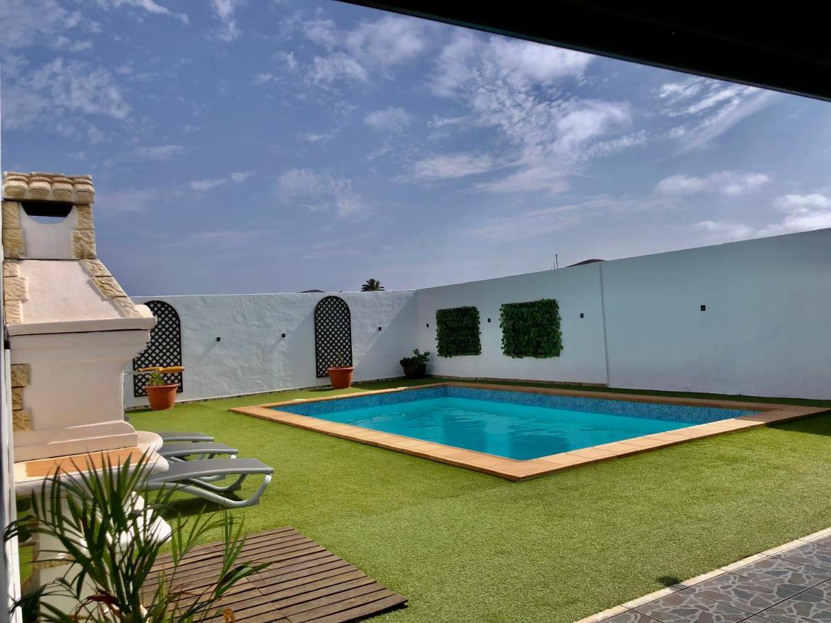 Villa Miriam Tinajo Bagian luar foto
