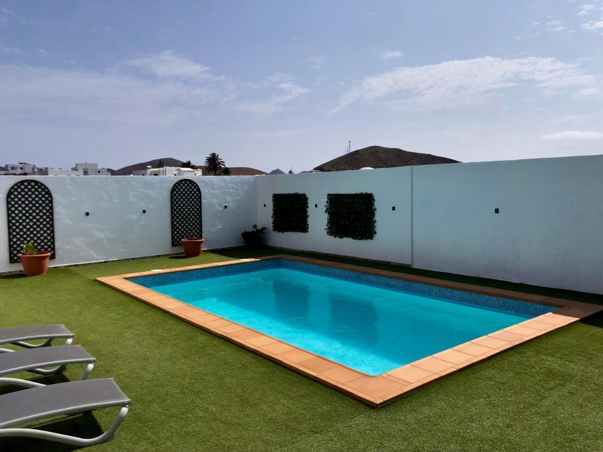 Villa Miriam Tinajo Bagian luar foto